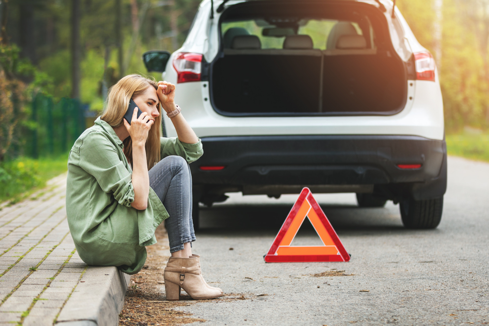 Jak postupovat při dopravní nehodě – kdy volat policii a jak na záznam o dopravní nehodě